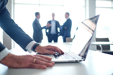 Wirksamkeit von § 8B MB/KK