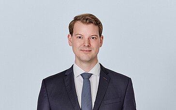 Florian Henn: Fachanwalt für Versicherungsrecht