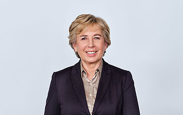 Dr. Andrea Nowak-Over scheidet altersbedingt aus der BLD-Partnerschaft aus