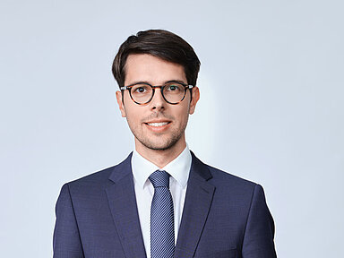 Florian Wegmann: Auszeichnung als Fachanwalt